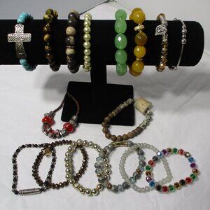 Mixed Lot of 16 Beaded Bracelets